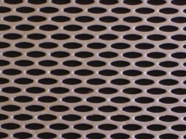 HELIX - ALUMINUM MESH SHEET 18" X 18" OVAL - Image 1