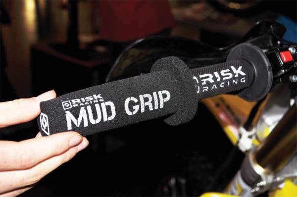 RISK RACING - MUD GRIPS - Image 1