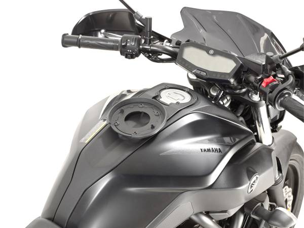 GIVI - TANKLOCK MOUNT - Image 1