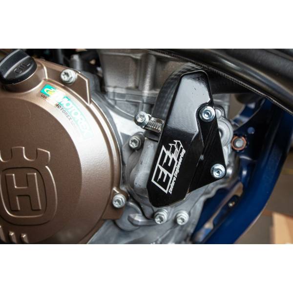 ENDURO ENGINEERING - WATER PUMP GUARD KTM/HUS/GAS - Image 1