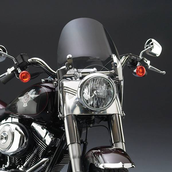 NATIONAL CYCLE - SWITCHBLADE DEFLECTOR CLR FL SOFTAIL - Image 1