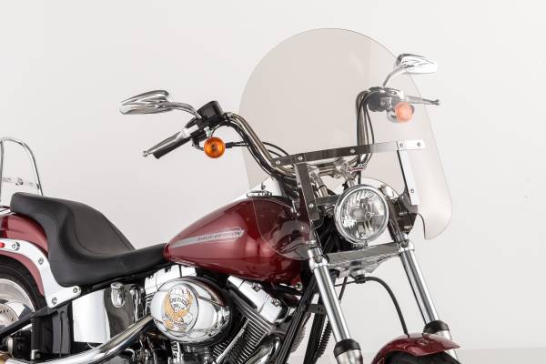 SLIPSTREAMER - SS30 WINDSHIELD CLASSIC 17" SMOKE/CHROME - Image 1