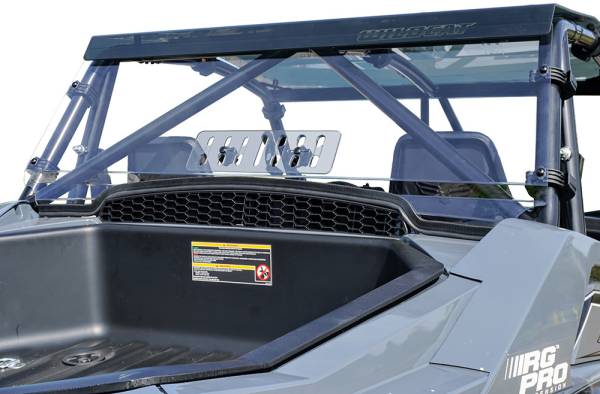 SPIKE - REAR WINDSHIELD W/VENT TEX - Image 1