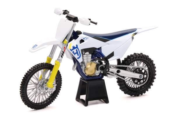 NEW-RAY - 1:12 SCALE HUSQVARNA FC450 MOTOCROSS BIKE - Image 1