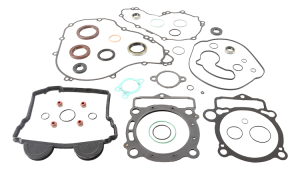 COMPLETE GASKET SET WITH OIL SEALS