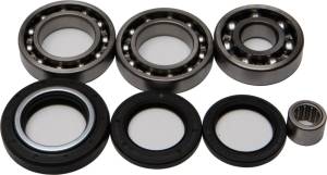 REAR DIFFERENTIAL BEARING AND SEAL KIT