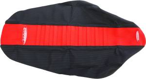 PLEATED GRIPPER SEAT HON RED/BLACK